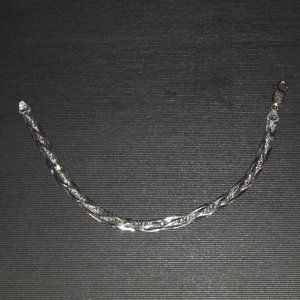 7 1/4" White Gold Weave Bracelet. 14KT